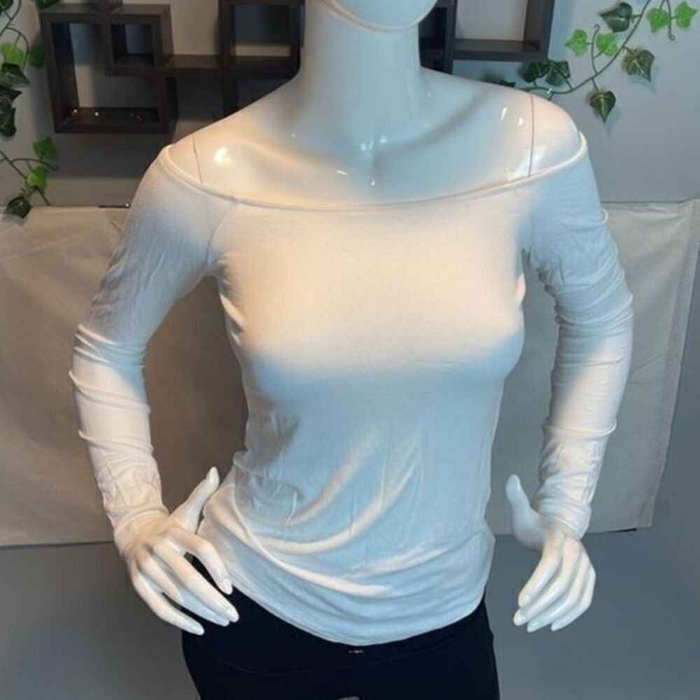 ASOS Off‎ The Shoulder Long Sleeve White Top Size 4 Small